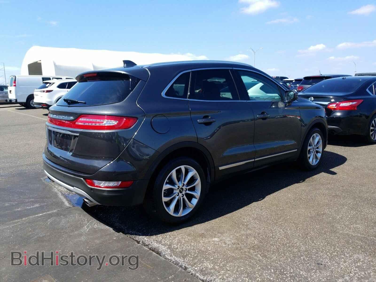 2019 Lincoln MKC - VIN: 5LMCJ2C93KUL42790 - Фото 2