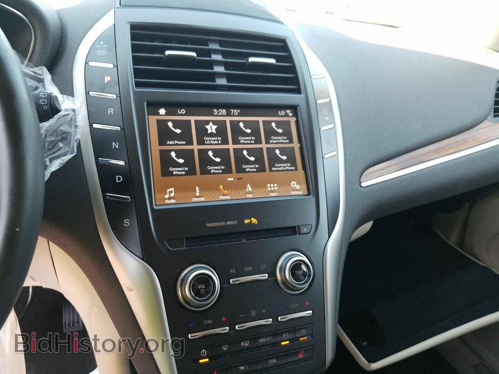 2019 Lincoln MKC - VIN: 5LMCJ2C93KUL42790 - Фото 4