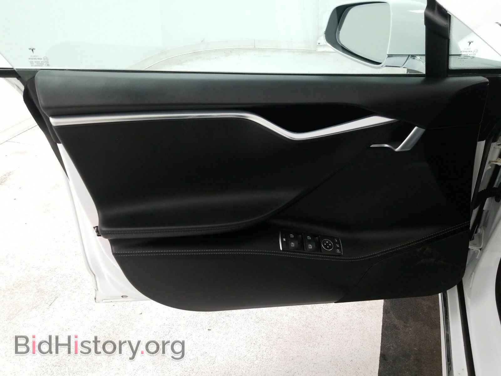 2016 Tesla Model S - VIN: 5YJSA1E24GF144197 - Photo 9
