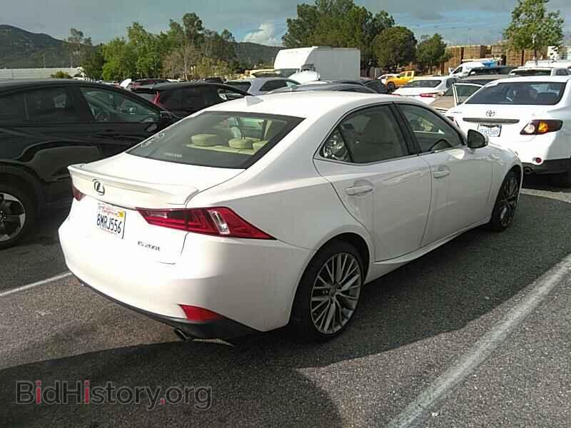 2016 Lexus IS 200t - VIN: JTHBA1D2XG5036698 - Фото 2