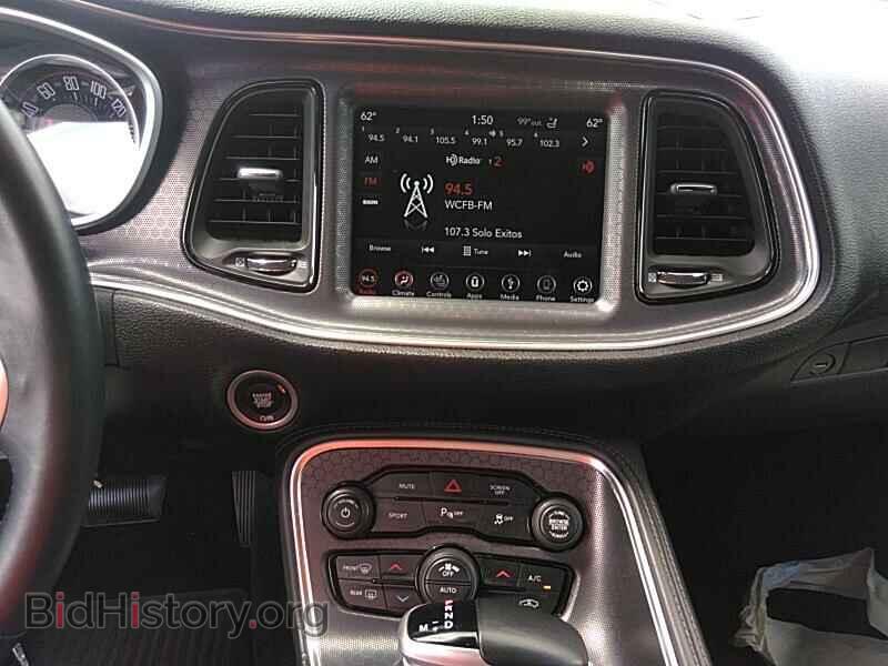 2018 Dodge Challenger - VIN: 2C3CDZAG4JH258511 - Фото 4