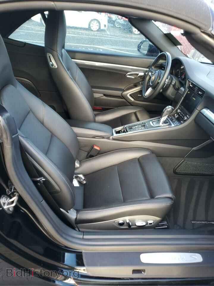 2018 Porsche 911 - VIN: WP0CB2A92JS147667 - Фото 9