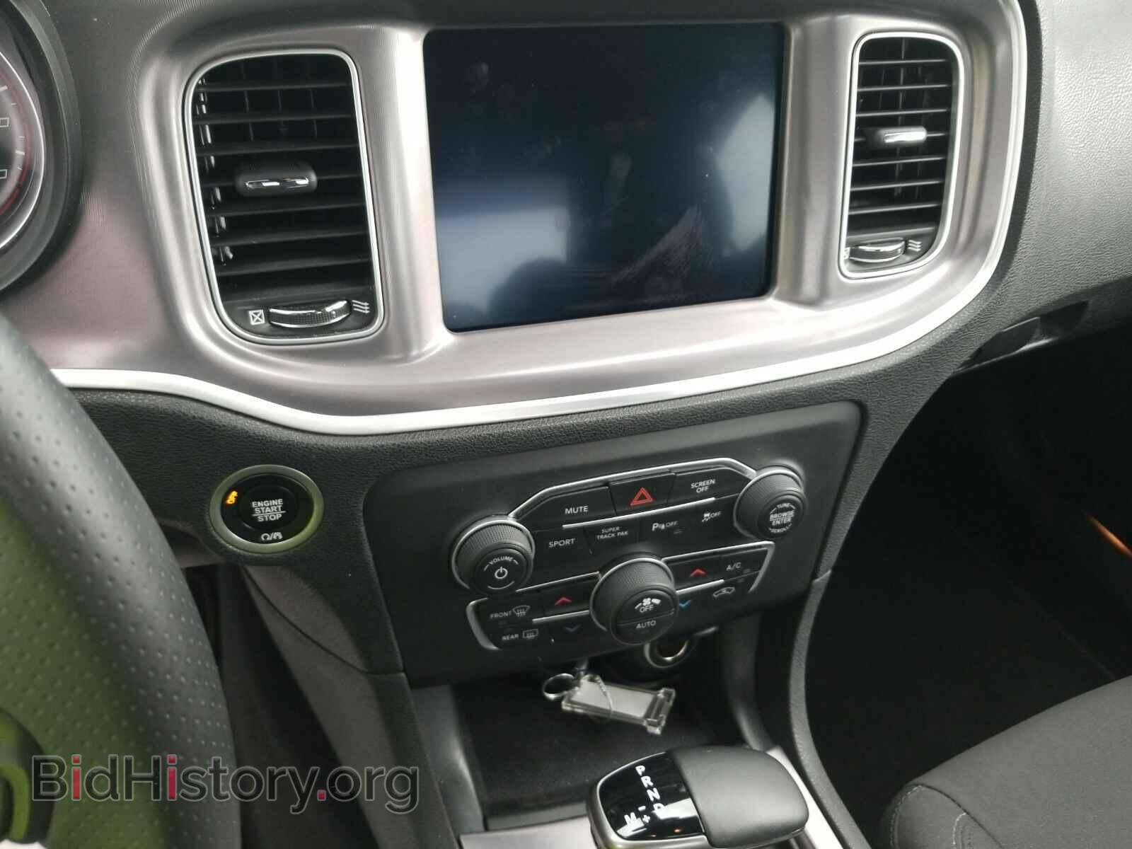 2019 Dodge Charger - VIN: 2C3CDXHG2KH567101 - Photo 4