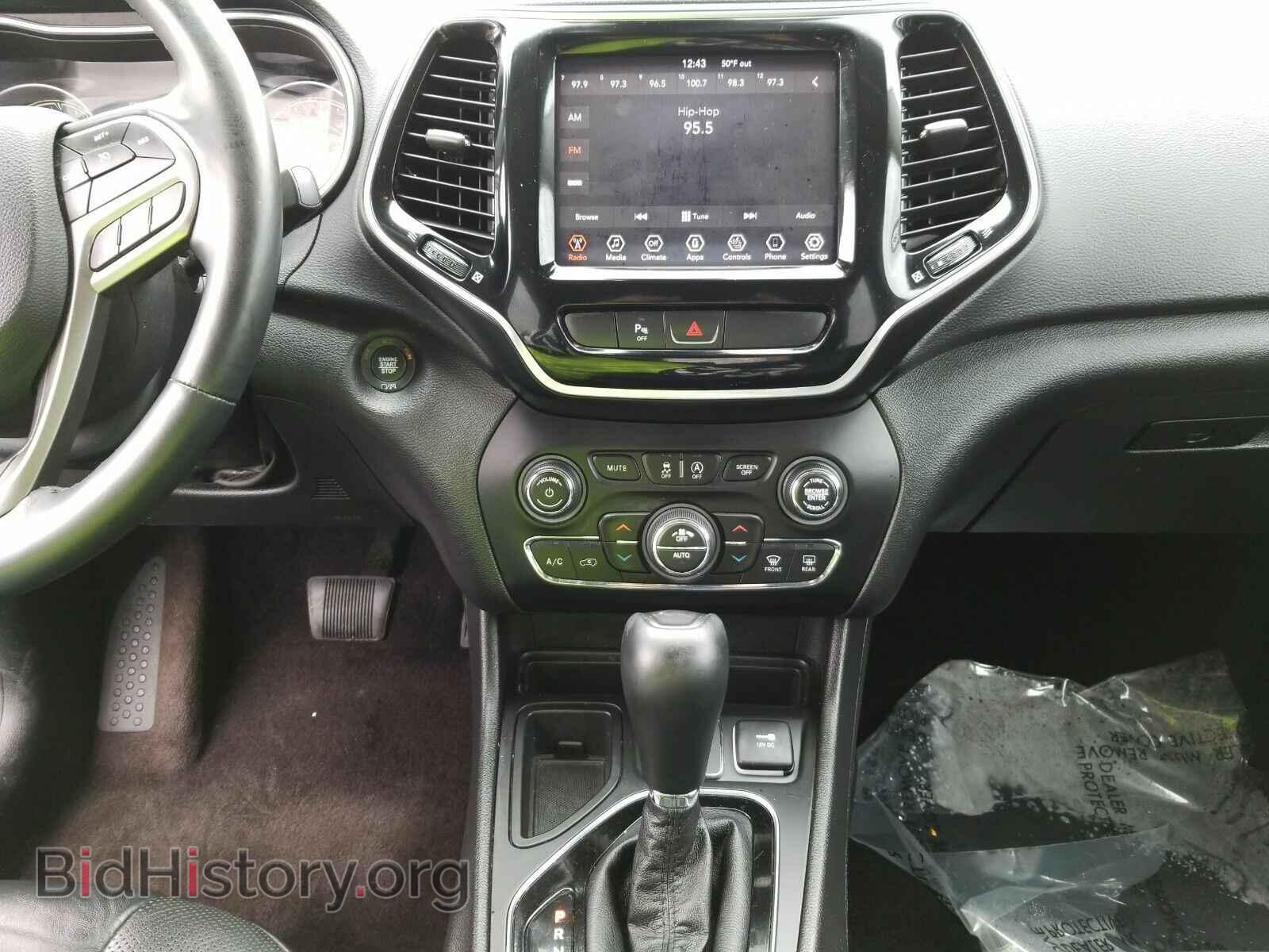 2019 Jeep Cherokee - VIN: 1C4PJLDB4KD183987 - Фото 4