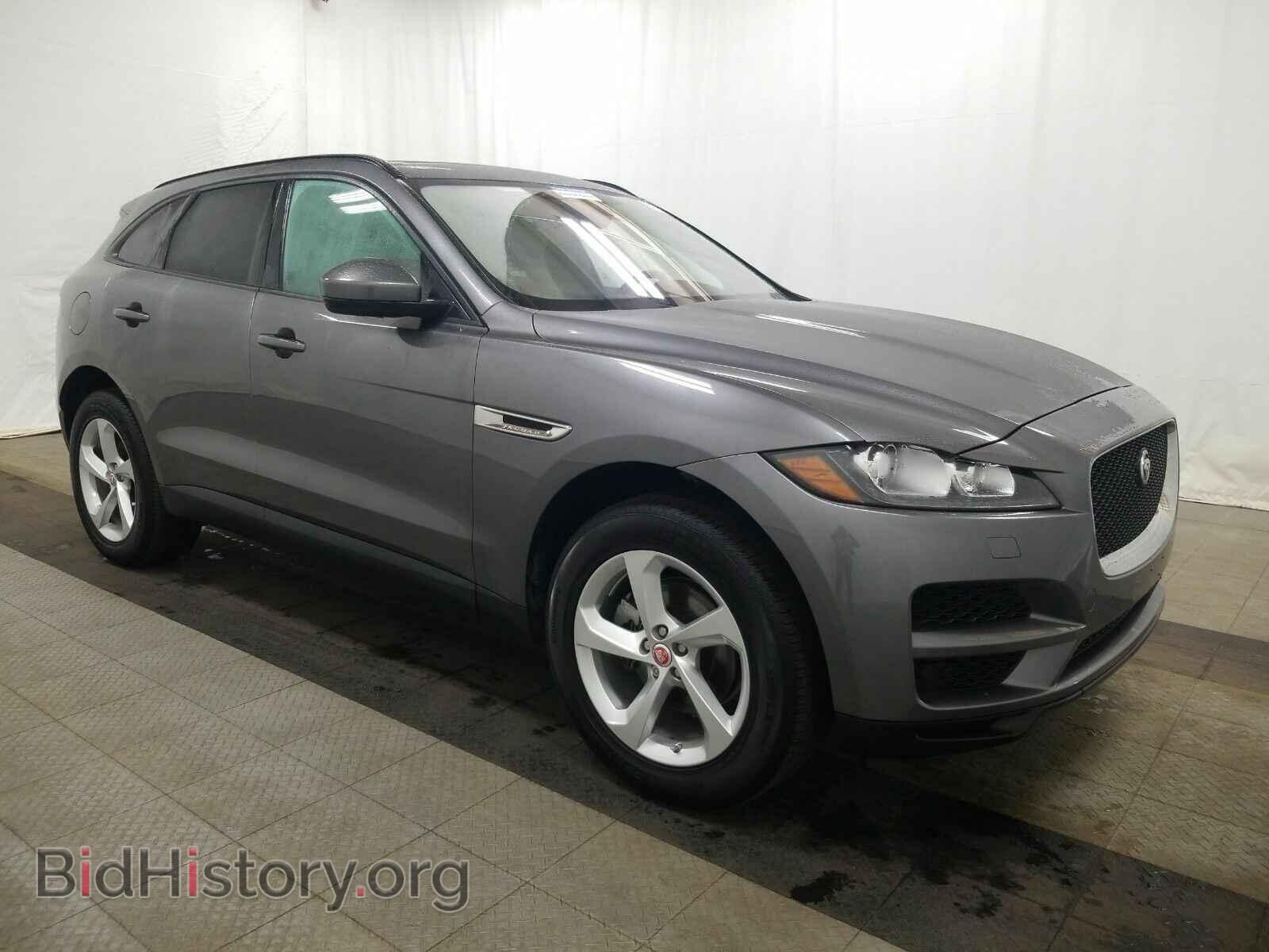 2017 Jaguar F-PACE - VIN: SADCJ2BN2HA098411 - Фото 3