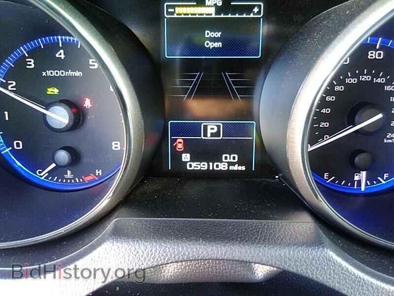 2018 Subaru Outback - VIN: 4S4BSAFC9J3304160 - Фото 5
