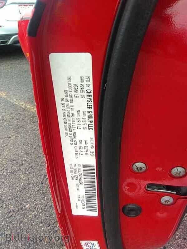 2010 Dodge Challenger - VIN: 2B3CJ7DW1AH281841 - Photo 6