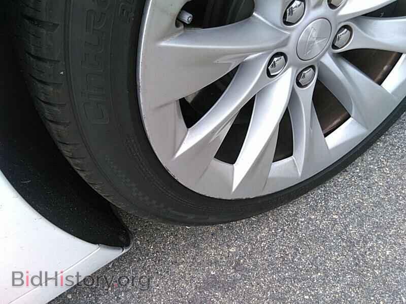 2017 Tesla Model S - VIN: 5YJSA1E29HF189699 - Фото 13