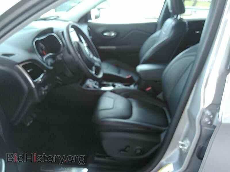 2020 Jeep Cherokee - VIN: 1C4PJLDB2LD524904 - Фото 3
