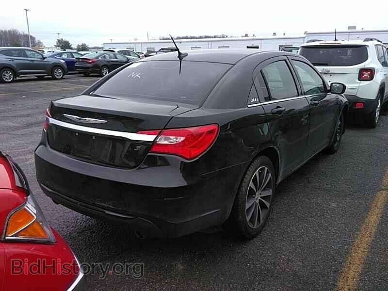 2012 Chrysler 200 - VIN: 1C3CCBBG5CN257841 - Фото 2