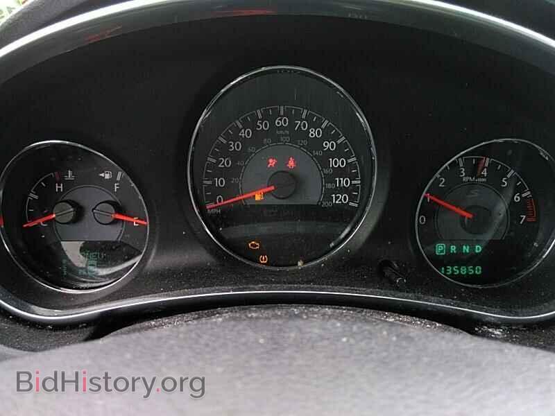 2012 Chrysler 200 - VIN: 1C3CCBBG5CN257841 - Фото 5