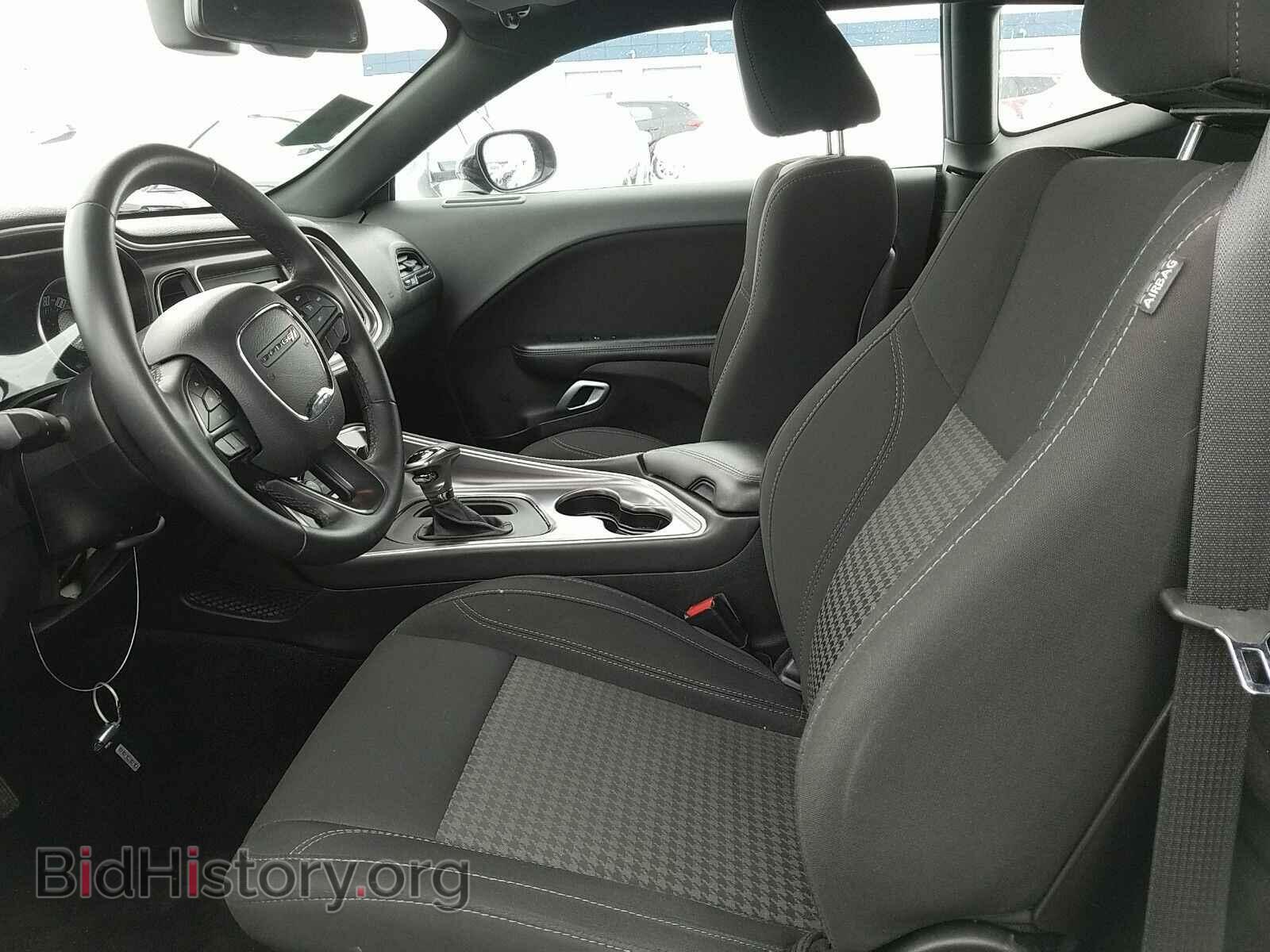 2019 Dodge Challenger - VIN: 2C3CDZAG5KH525432 - Photo 3