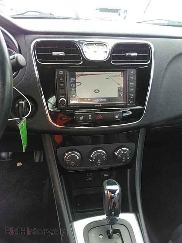 2012 Chrysler 200 - VIN: 1C3BCBFG3CN250649 - Photo 4