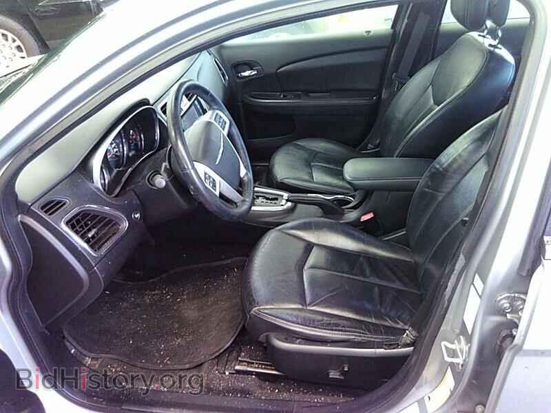 2013 Chrysler 200 - VIN: 1C3CCBCG2DN549768 - Фото 3