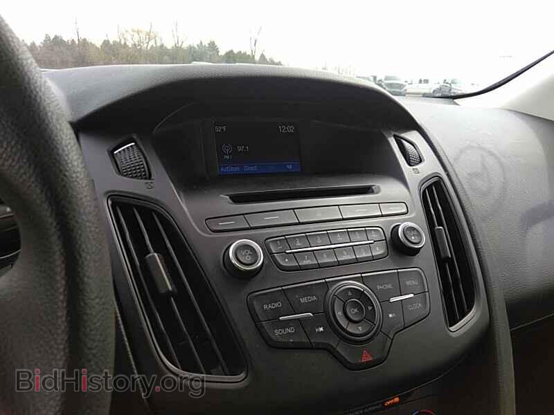 2016 Ford Focus - VIN: 1FADP3F26GL331915 - Фото 4