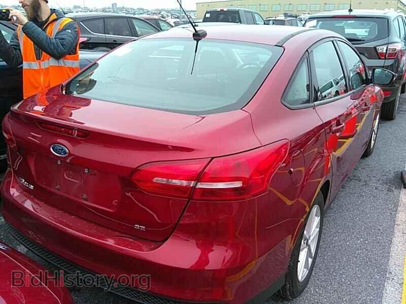 2017 Ford Focus - VIN: 1FADP3F27HL274237 - Фото 2