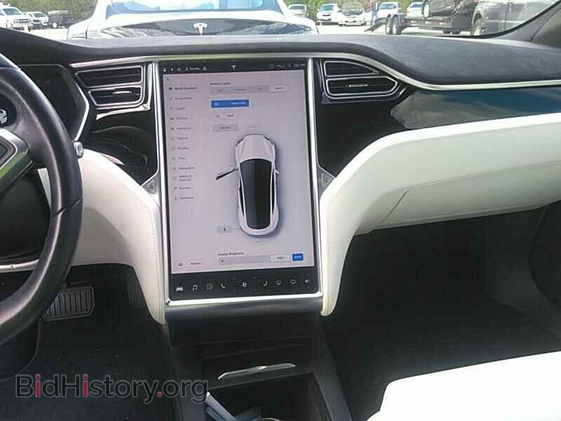 2017 Tesla Model S - VIN: 5YJSA1E25HF188355 - Фото 4