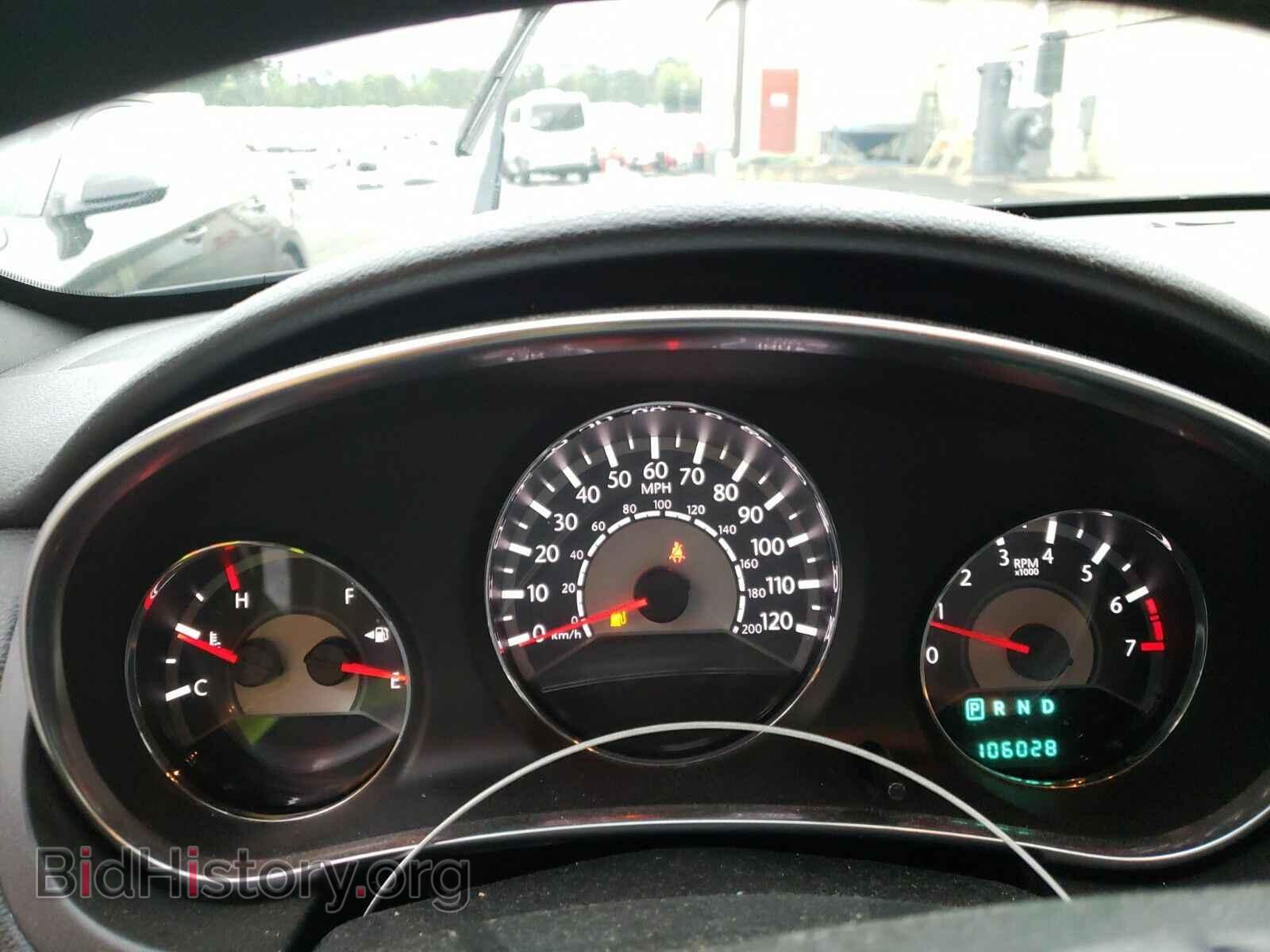 2013 Chrysler 200 - VIN: 1C3CCBAB7DN734387 - Фото 5