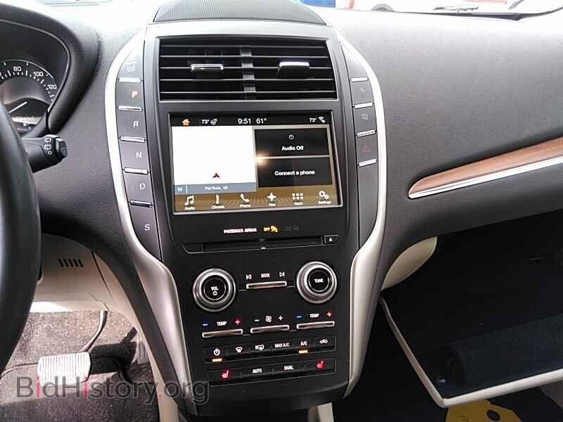 2017 Lincoln MKC - VIN: 5LMCJ2C91HUL16181 - Фото 4