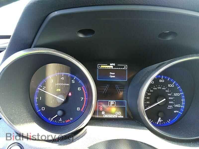 2017 Subaru Outback - VIN: 4S4BSAFC8H3302359 - Фото 5