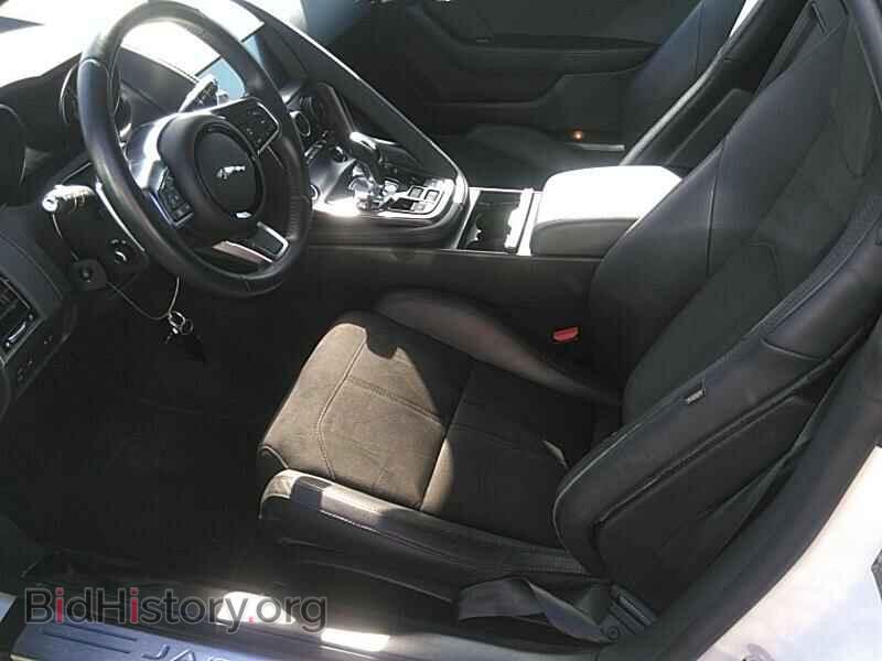 2019 Jaguar F-TYPE - VIN: SAJDD5EV4KCK62467 - Фото 3