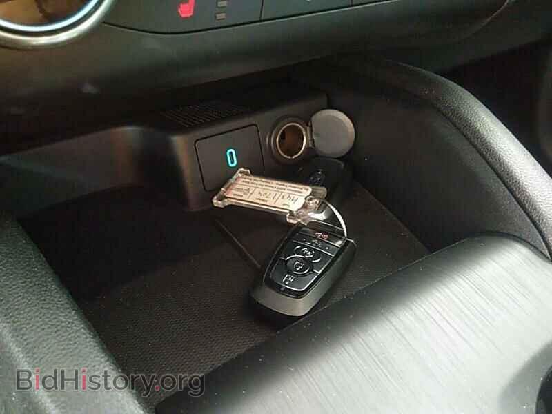 2020 Ford Escape - VIN: 1FMCU9H68LUA37238 - Photo 8