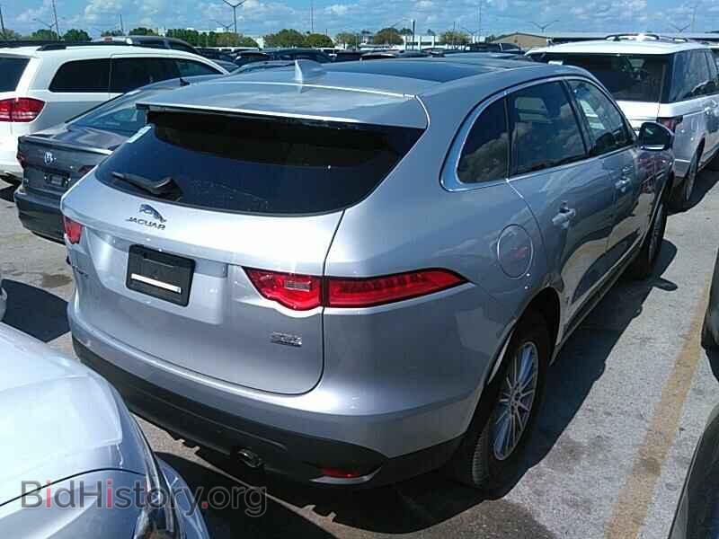2019 Jaguar F-PACE - VIN: SADCS2FX2KA390818 - Фото 2