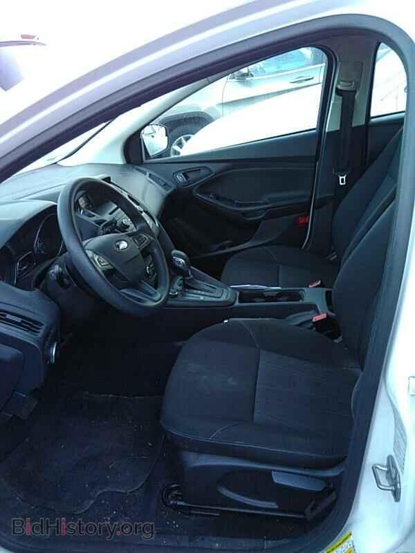 2015 Ford Focus - VIN: 1FADP3E20FL350539 - Photo 3