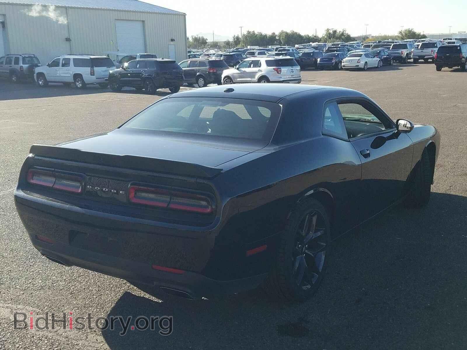 2019 Dodge Challenger - VIN: 2C3CDZBT5KH659630 - Photo 2