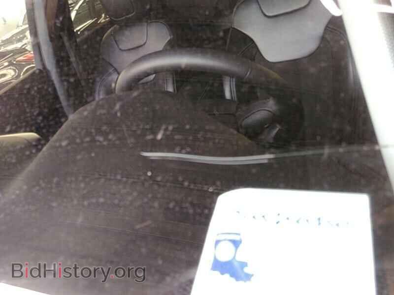 2019 Jeep Cherokee - VIN: 1C4PJLLB4KD196952 - Photo 5