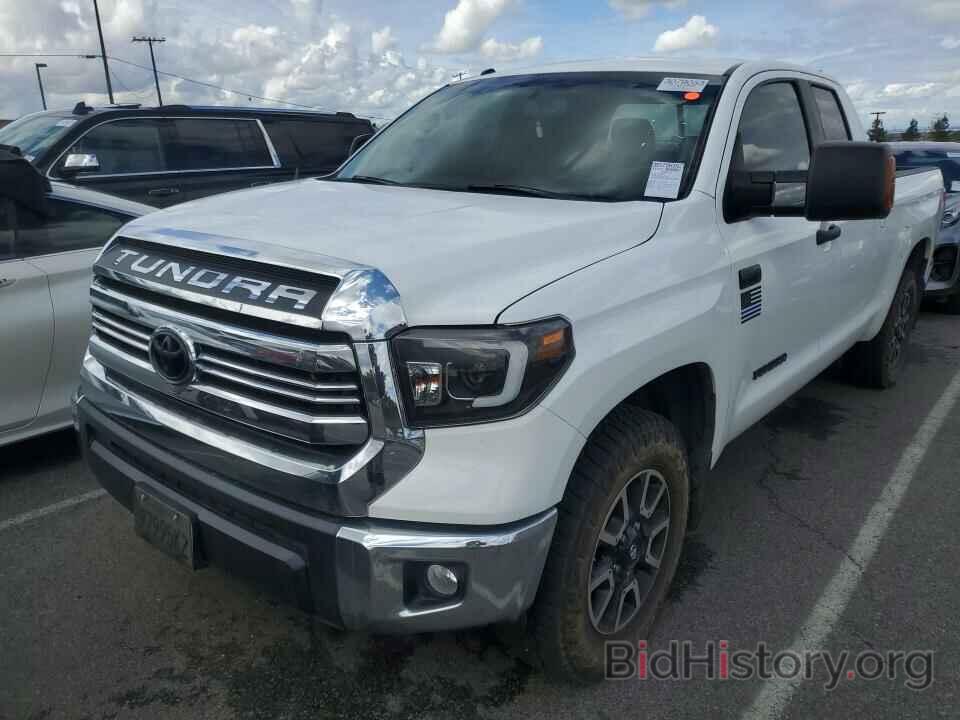 Фотография 5TFUW5F12GX510820 - Toyota Tundra 4WD Truck 2016