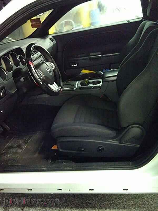 2013 Dodge Challenger - VIN: 2C3CDYAG4DH676100 - Photo 3