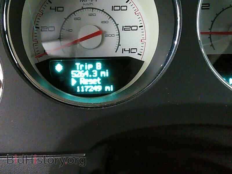 2013 Dodge Challenger - VIN: 2C3CDYAG4DH676100 - Photo 5