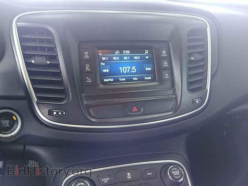 2016 Chrysler 200 - VIN: 1C3CCCAB2GN138968 - Фото 4