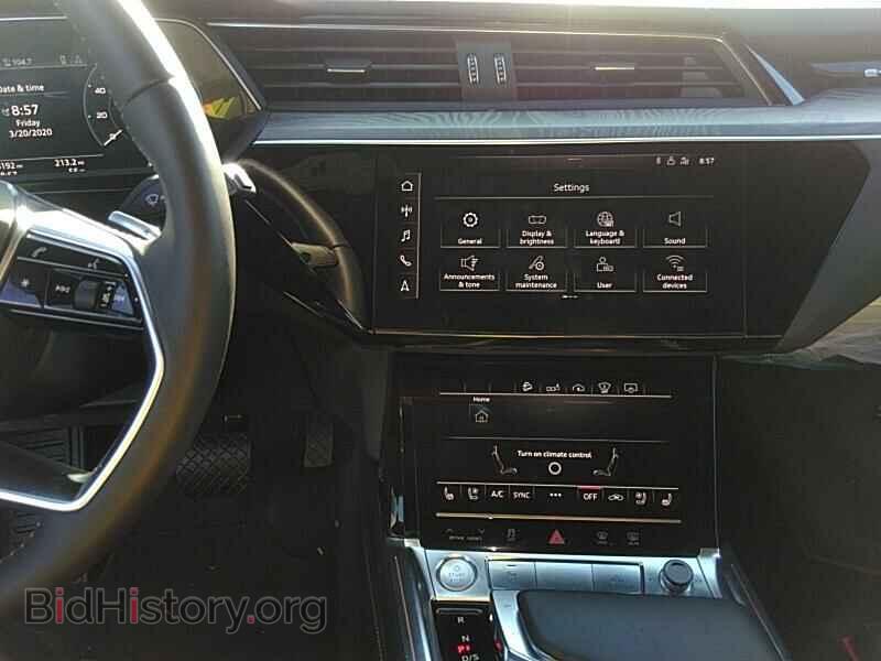 2019 Audi e-tron - VIN: WA1VAAGE9KB007721 - Photo 4
