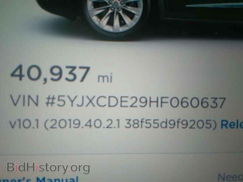 2017 Tesla Model X - VIN: 5YJXCDE29HF060637 - Photo 5