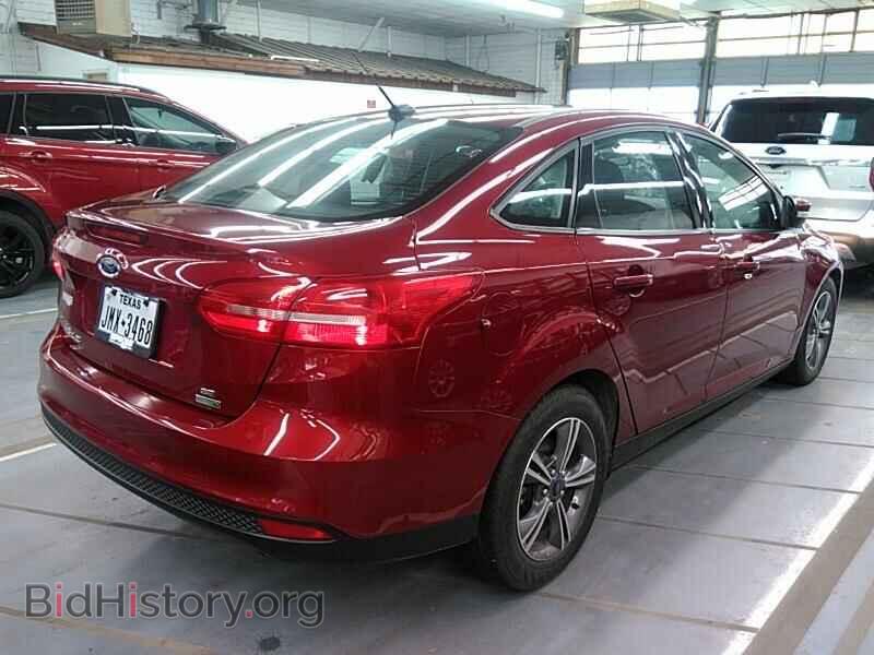 2017 Ford Focus - VIN: 1FADP3FE6HL235567 - Фото 2