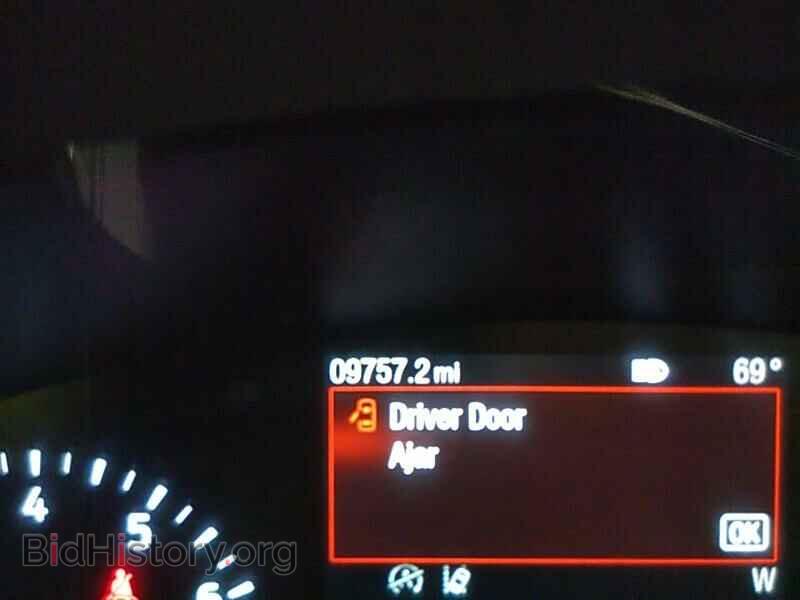 2020 Ford Escape - VIN: 1FMCU9H60LUA37251 - Фото 5