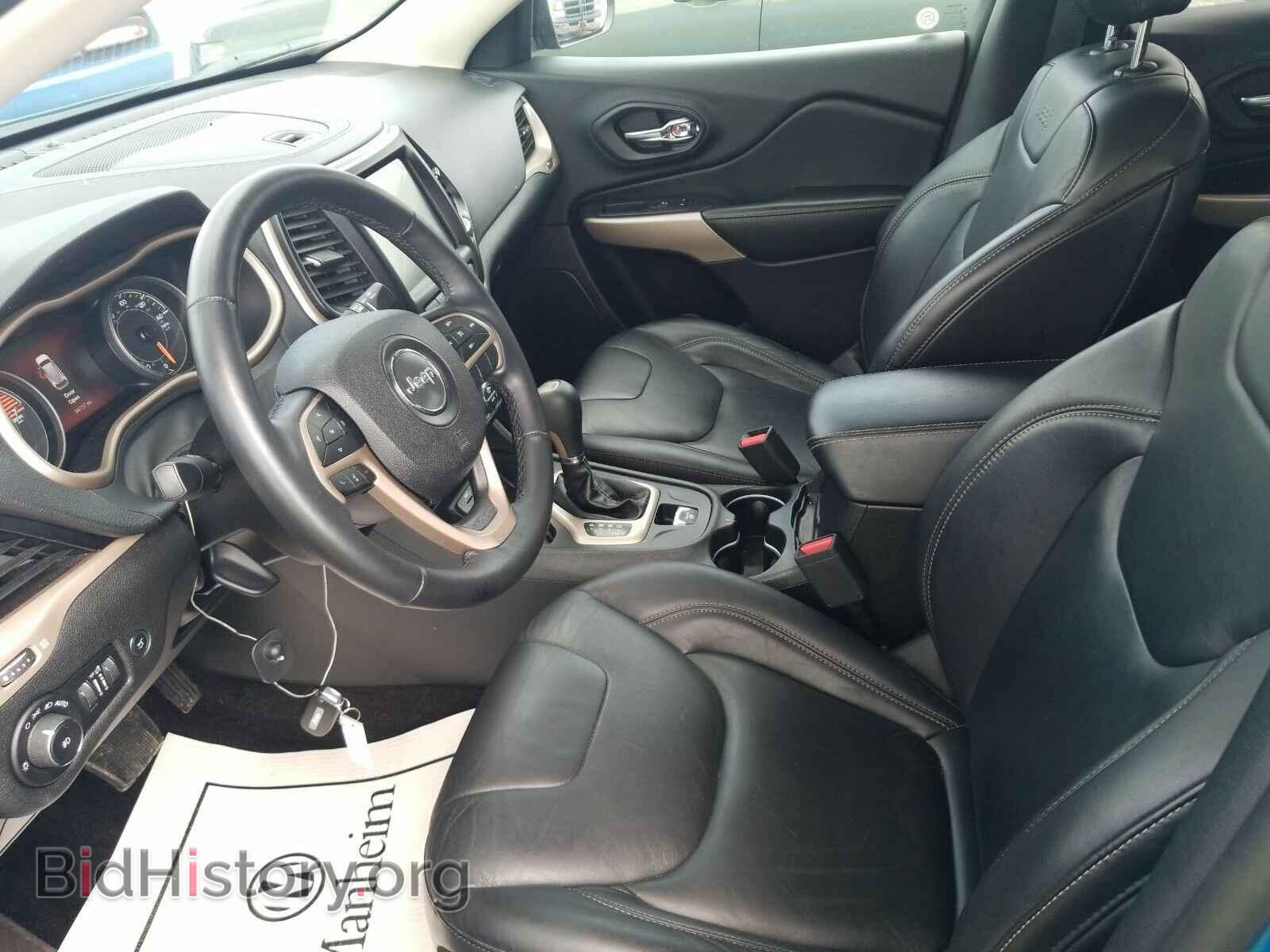 2018 Jeep Cherokee - VIN: 1C4PJLDB4JD620420 - Фото 3