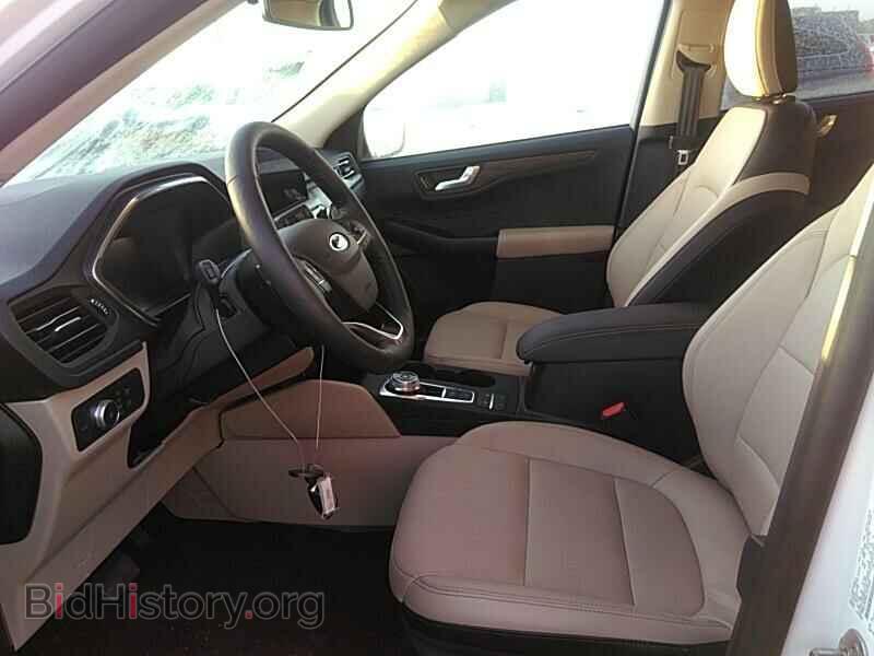 2020 Ford Escape - VIN: 1FMCU9J99LUA58684 - Photo 3