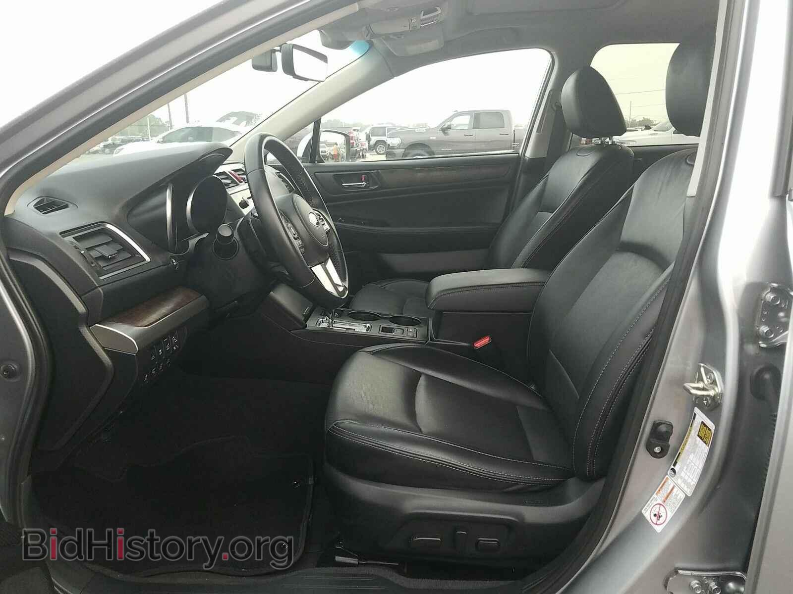 2017 Subaru Outback - VIN: 4S4BSANC1H3367409 - Фото 3