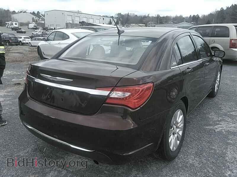 2013 Chrysler 200 - VIN: 1C3CCBAB8DN533145 - Фото 2