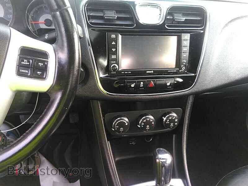 2012 Chrysler 200 - VIN: 1C3CCBCG6CN158878 - Фото 4