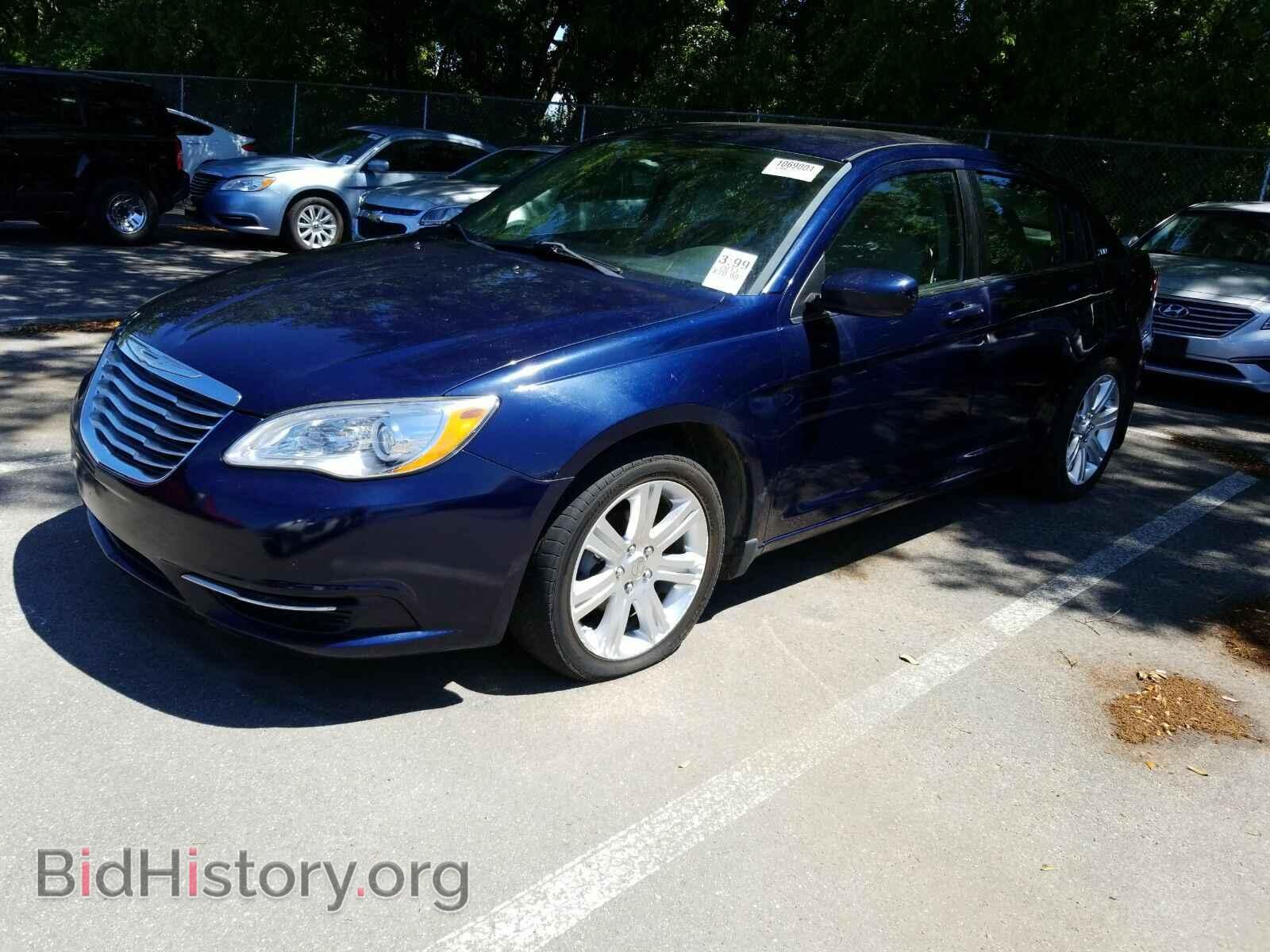 Фотография 1C3CCBBB2DN551042 - Chrysler 200 2013