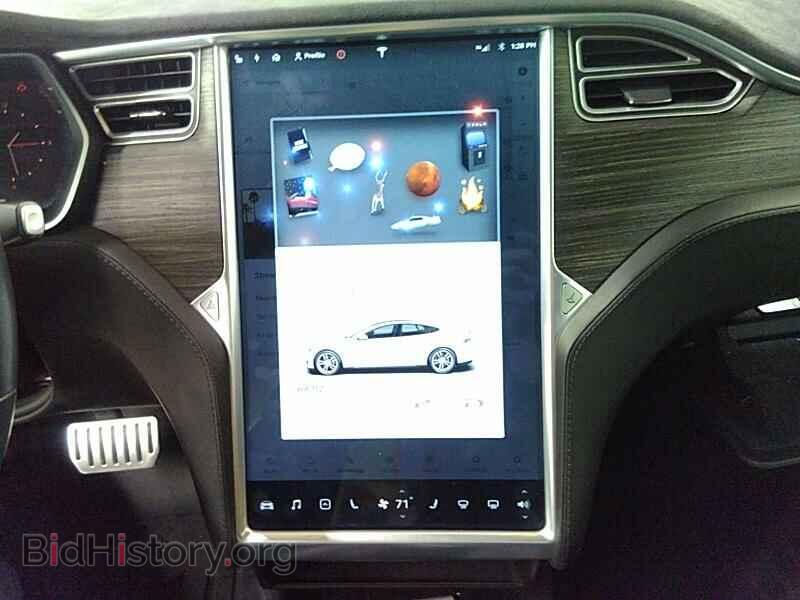 2014 Tesla Model S - VIN: 5YJSA1H23EFP64239 - Photo 4