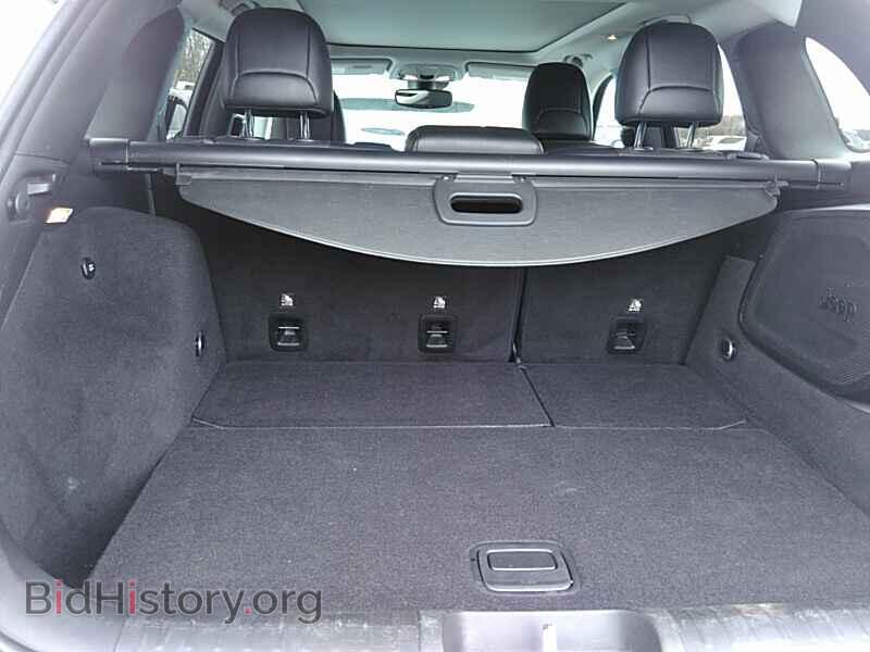 2019 Jeep Cherokee - VIN: 1C4PJMDX0KD115171 - Фото 7