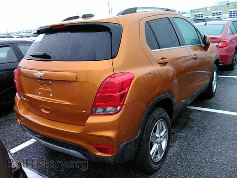 2017 Chevrolet Trax - VIN: 3GNCJPSB7HL133703 - Фото 2