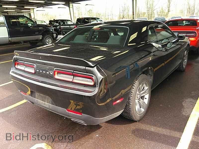 2019 Dodge Challenger - VIN: 2C3CDZAG2KH679841 - Фото 2