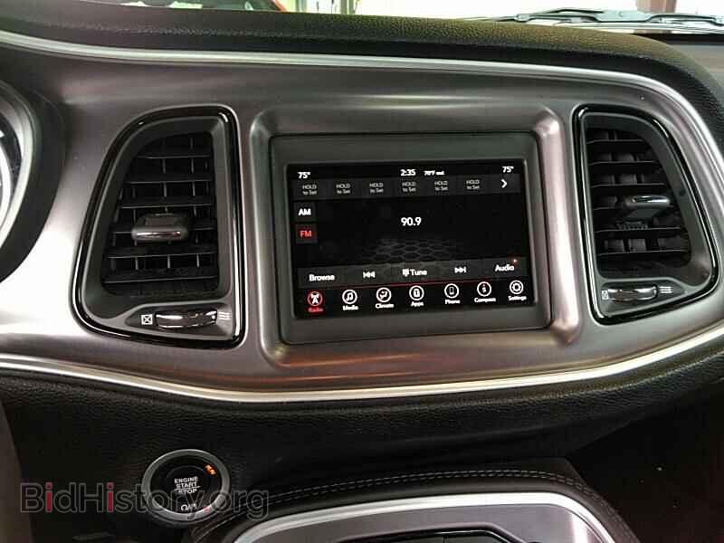 2019 Dodge Challenger - VIN: 2C3CDZAG2KH679841 - Фото 4