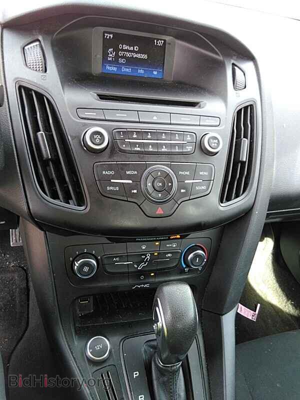 2017 Ford Focus - VIN: 1FADP3F29HL266544 - Фото 4